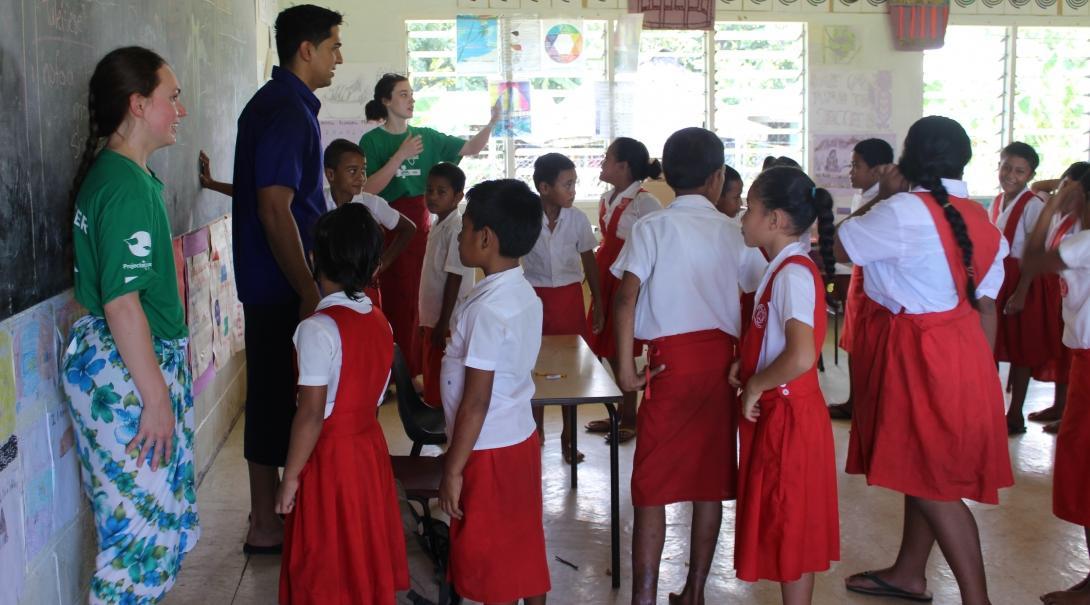 Projects Abroad interns teach a class for their nutrition work experience in Samoa. Students teach a class during their Nutrition internship in Samoa.
